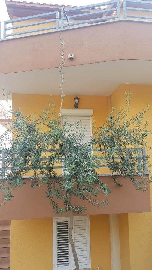 Apartmani Babic Dugi Rat Exterior foto