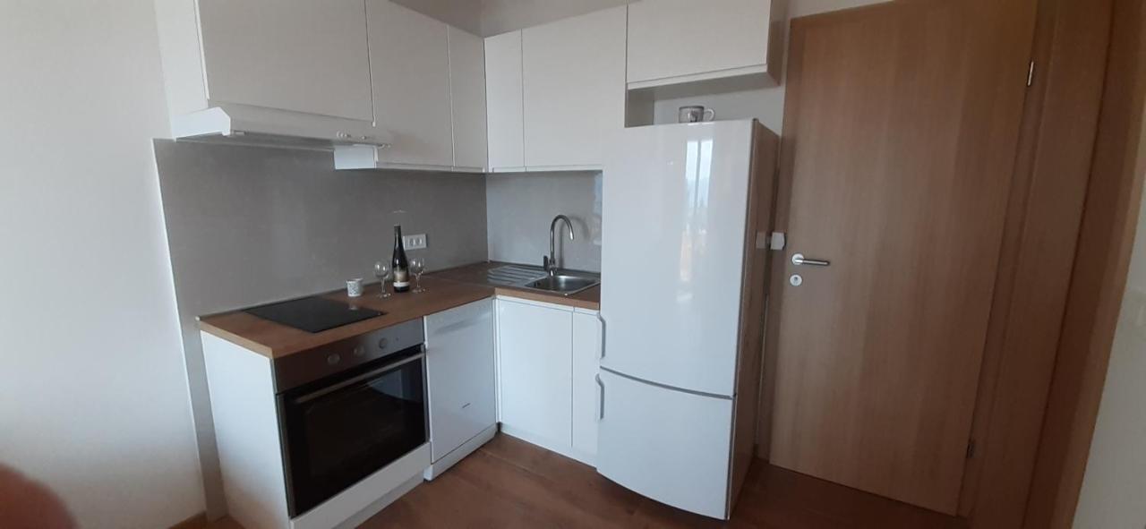 Apartmani Babic Dugi Rat Exterior foto
